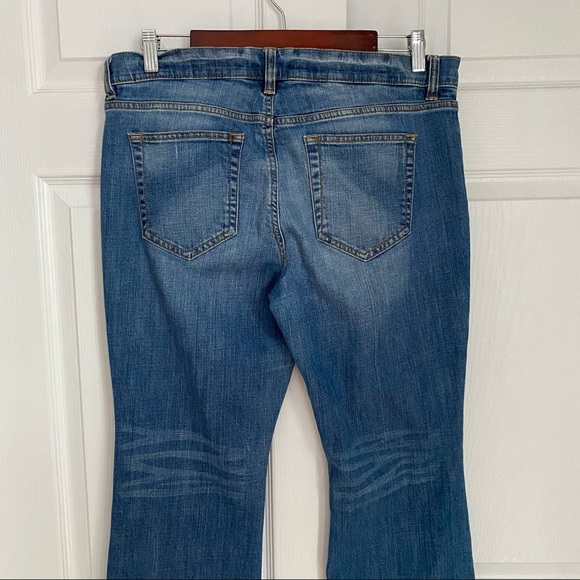 NEW YORK & CO LOW RISE FLARE JEANS - Picture 6 of 8